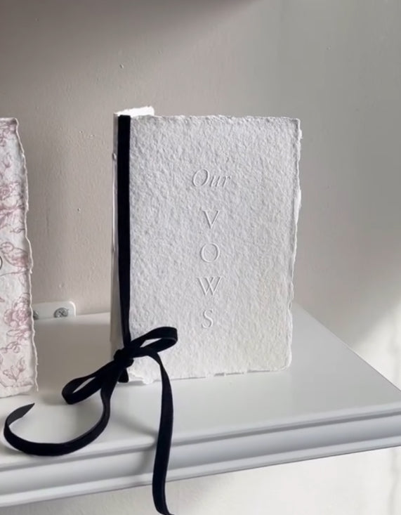 Heirloom Vow Book Velvet Ribbon